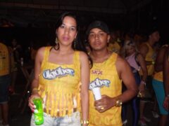 Oktober 10 Anos